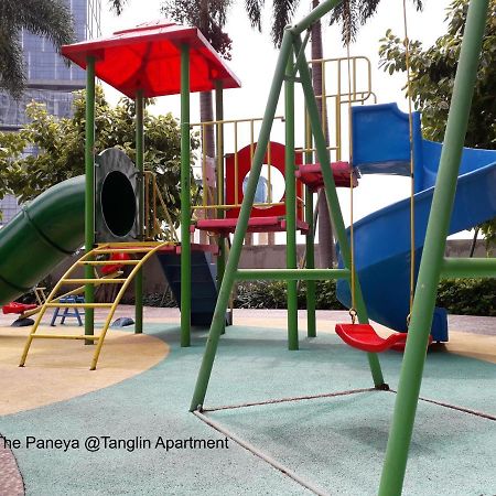 The Paneya @Tanglin Apartment Surabaja Exteriér fotografie